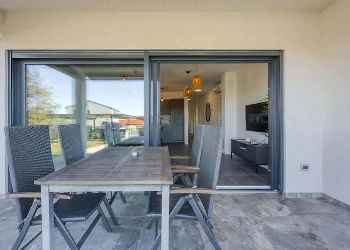 Adria 2 By Guide * Porec