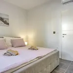 Adria 2 By Guide * Poreč