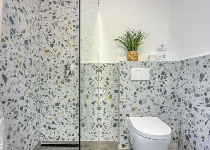 Adria 2 By Guide Apartment